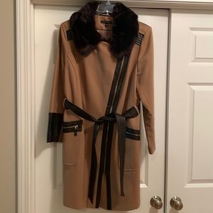 Via Spiga Faux Fur Womens coat